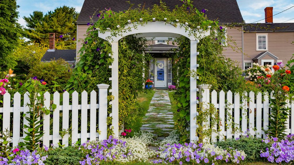 Adding a Picket Fence