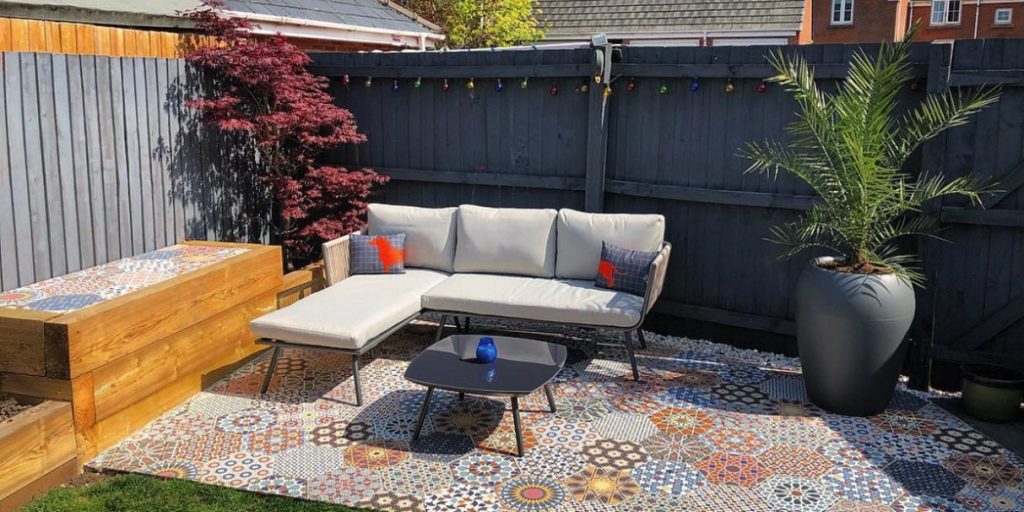 Decorate Your Patio with Indian-Style Tiles