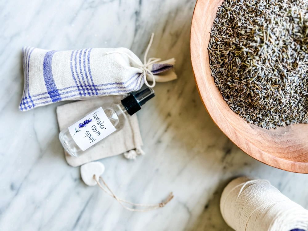 Detailed Steps for Your DIY Lavender Spray