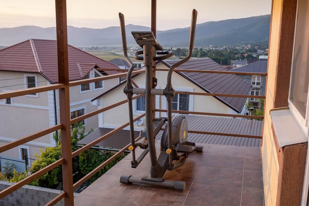 Fitness-Centric Balcony