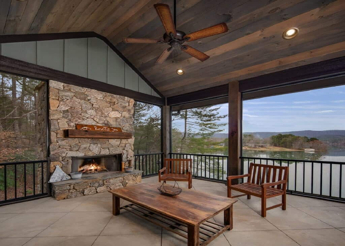 Give a Rustic Look to the Porch Ceiling 