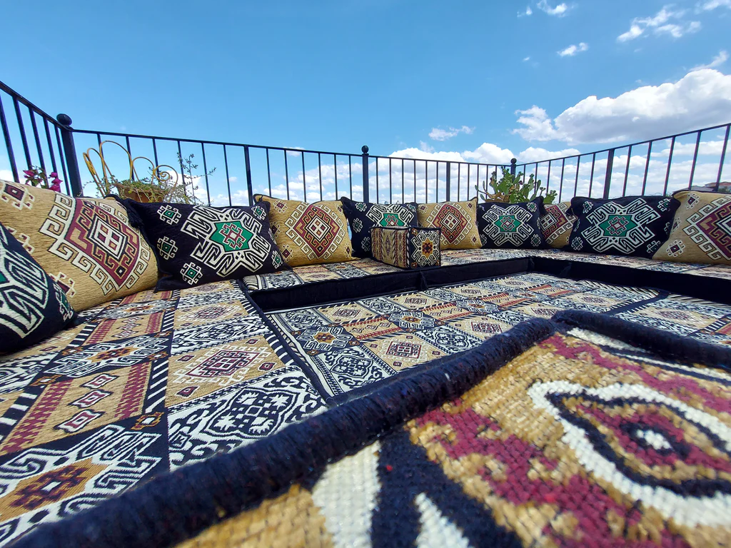 Grand Arab-Style Balcony