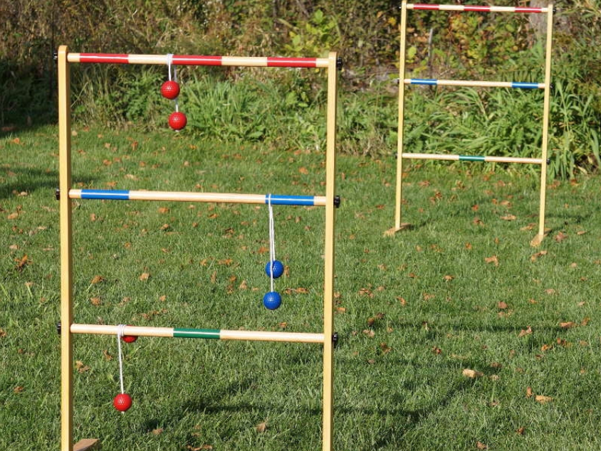 Make a DIY Backyard Ladder Golf Game