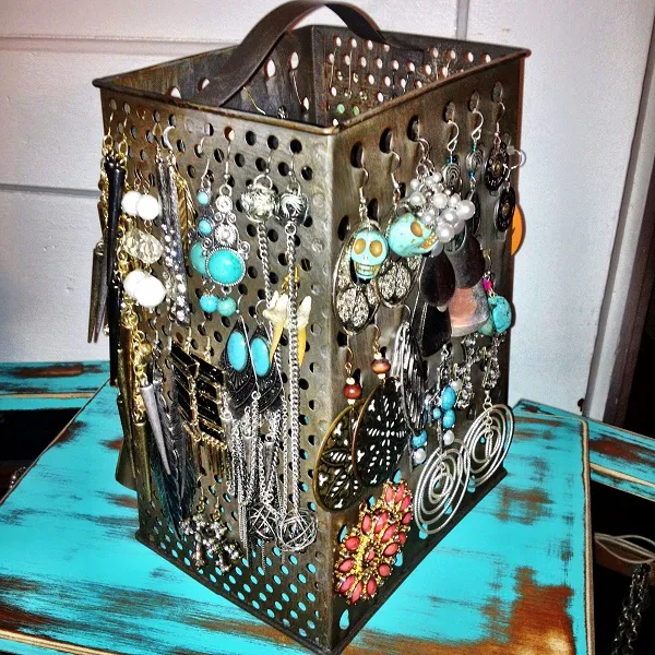 Method 5 Vintage Cheese Grater Earring Holder