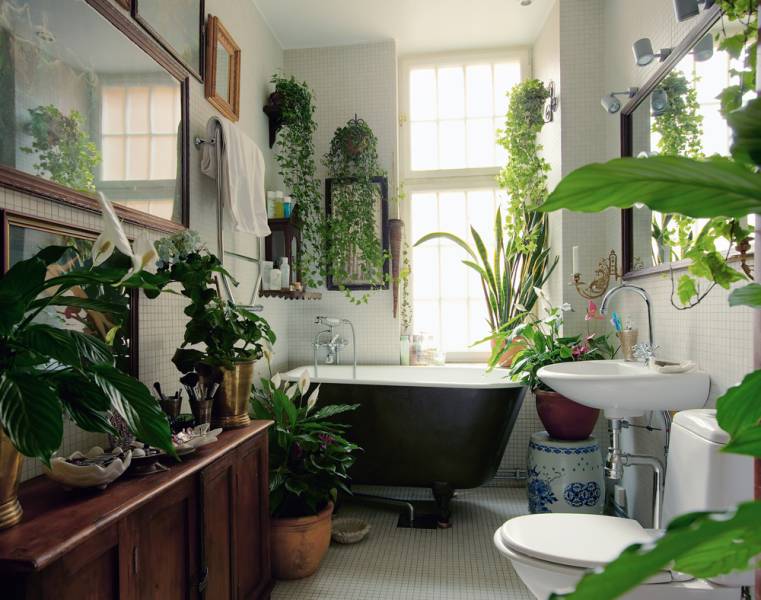 The Green Bathroom