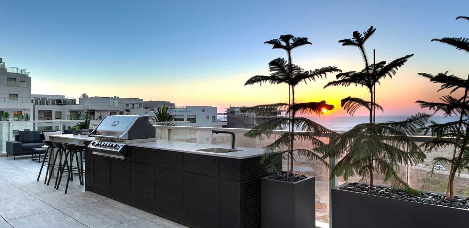 15 Inspiring Outdoor Kitchen Bar Ideas and Designs - TheTalkHome