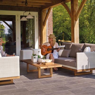 Top 21 Inexpensive Deck Skirting Ideas for Your Outdoor Space